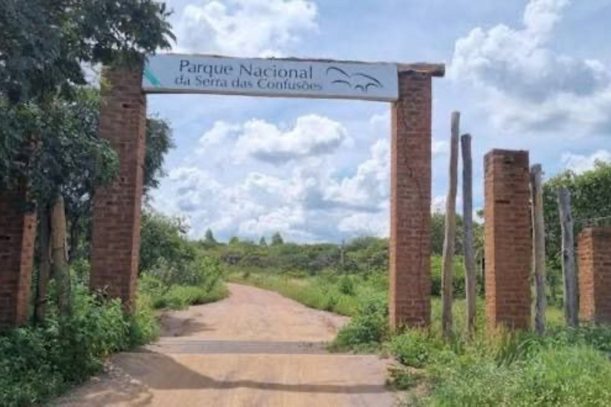 Entrada do Parque Nacional da Serra das Confusões